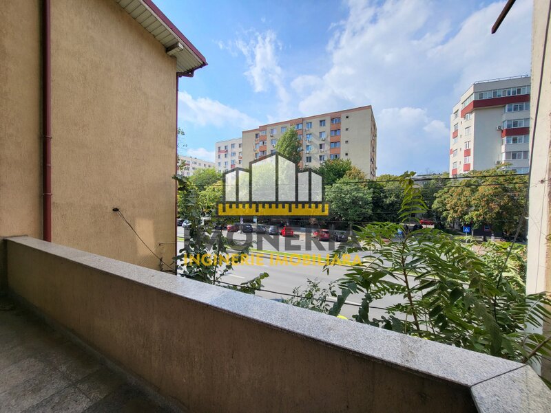 Aparatorii Patriei Vila de inchiriat- Comision 0%- birou/comercial-600m metrou Aparatorii Patriei